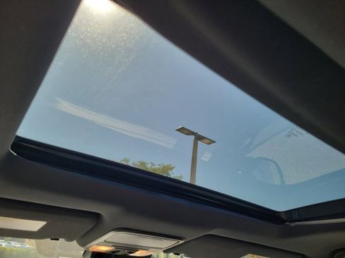 Used 2022 Honda Passport TrailSport image 17