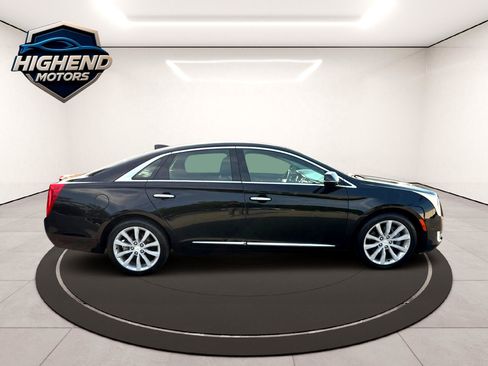 Used 2017 Cadillac XTS Luxury image 7