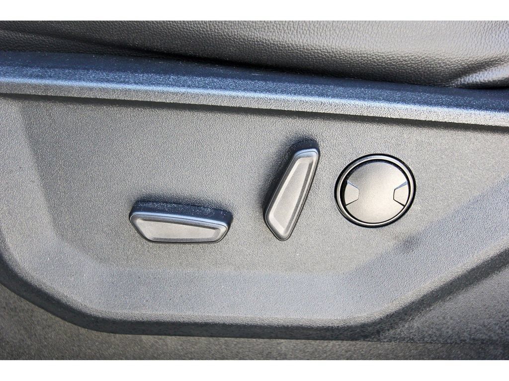 Used 2026 Ford F250 Lariat w/ Chrome Package AWD/4WD image 34