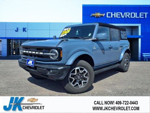 Used 2023 Ford Bronco Outer Banks image 1