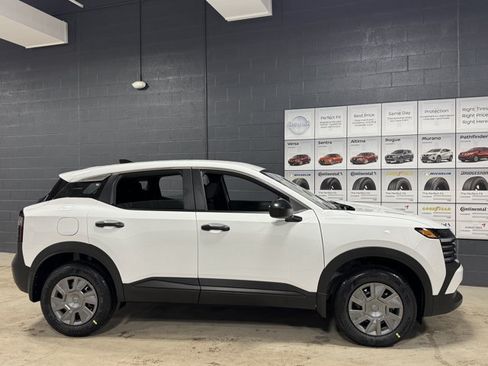 New 2026 Nissan Kicks S w/ Charging Package FWD image 5