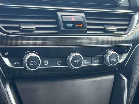 Used 2022 Honda Accord Sport Special Edition image 38