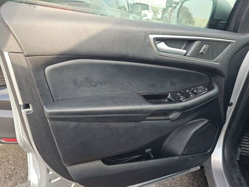 Used 2020 Ford Edge SEL w/ Convenience Package image 14