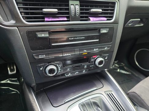 Used 2016 Audi SQ5 Prestige w/ Prestige Package image 31