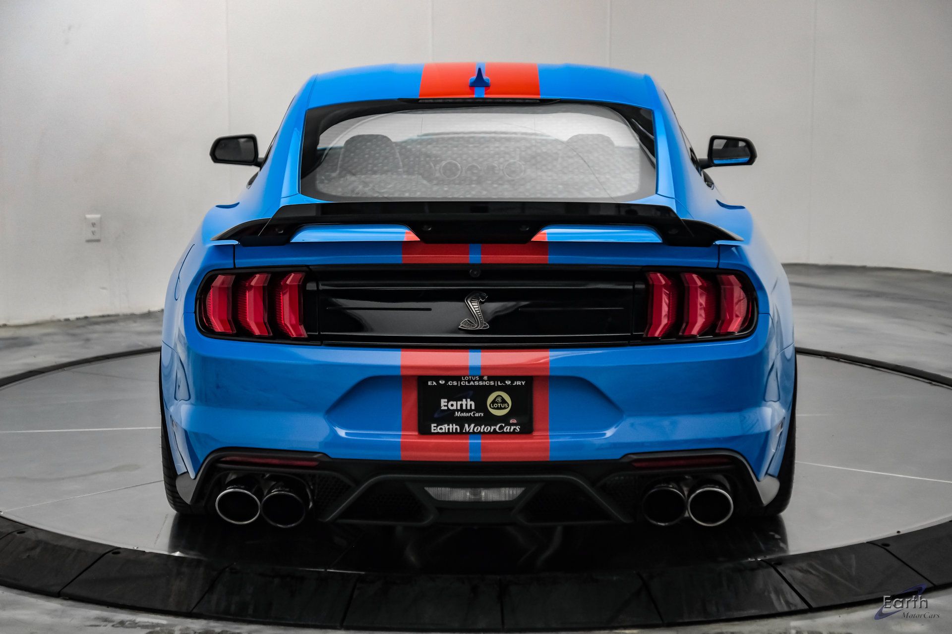 Used 2022 Ford Mustang Shelby GT500 w/ Technology Package RWD image 13
