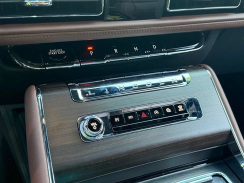 New 2026 Lincoln Aviator Reserve AWD/4WD image 23