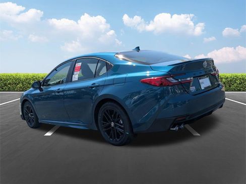 New 2026 Toyota Camry SE w/ Convenience Package FWD image 6
