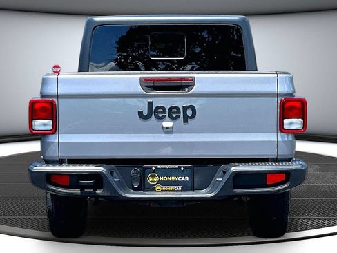 Used 2020 Jeep Gladiator Sport w/ Quick Order Package 24S AWD/4WD image 5