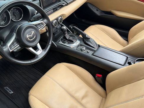 Used 2016 MAZDA MX-5 Miata Grand Touring image 12