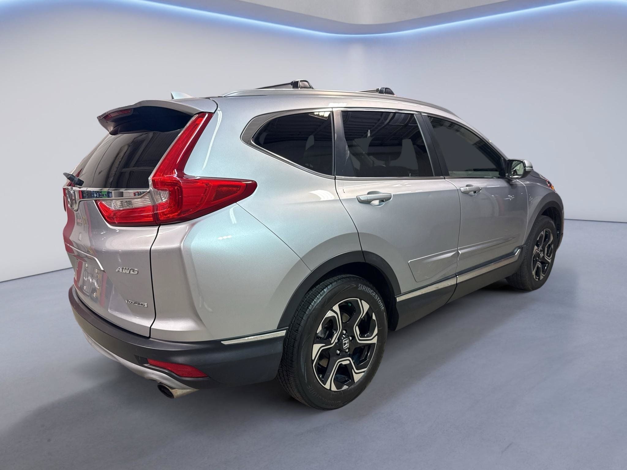 Used 2017 Honda CR-V Touring image 8