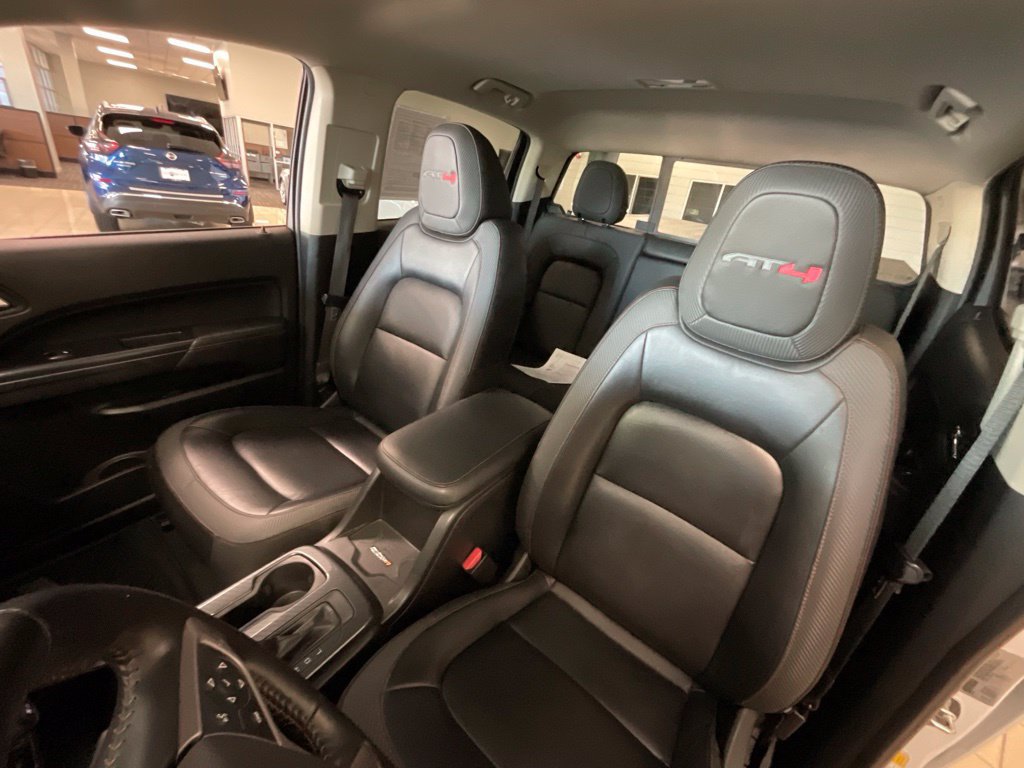 Used 2021 GMC Canyon AT4 w/ Driver Alert Package AWD/4WD image 11