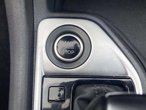 Used 2022 Nissan Sentra SV FWD image 30