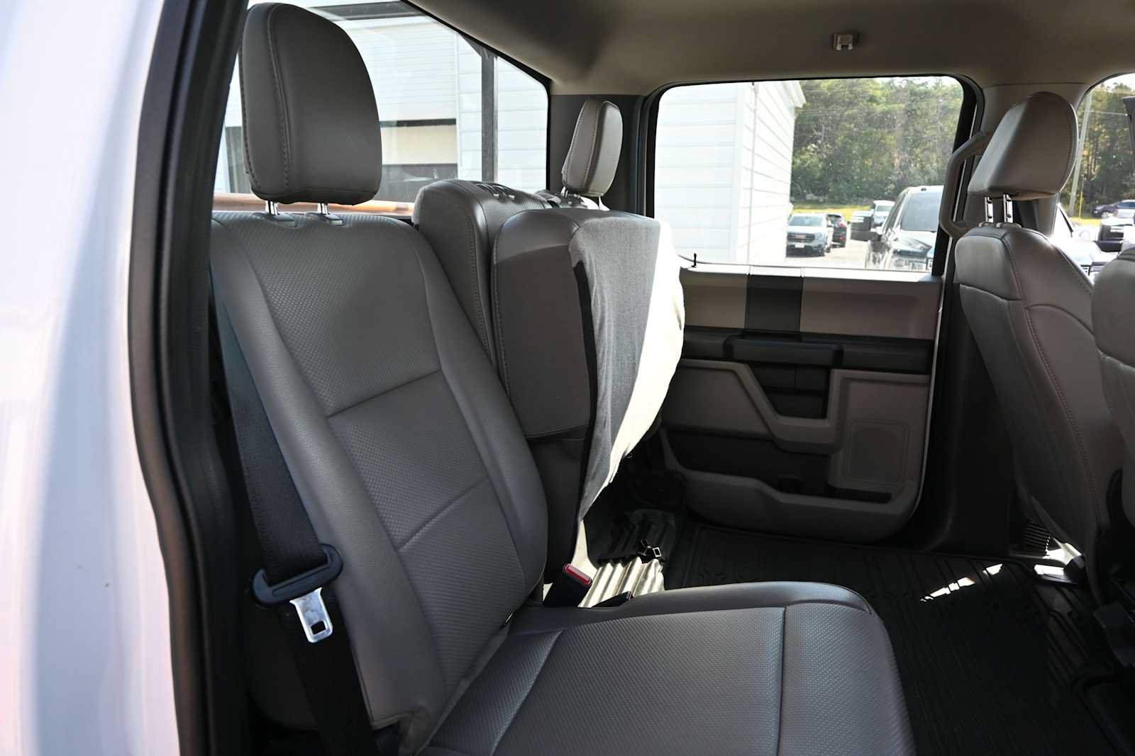 Used 2021 Ford F350 XL w/ Power Equipment Group AWD/4WD image 39