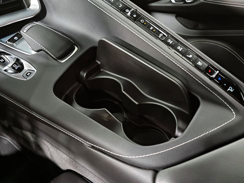 Used 2022 Chevrolet Corvette Stingray Preferred Cpe w/ 2LT image 27