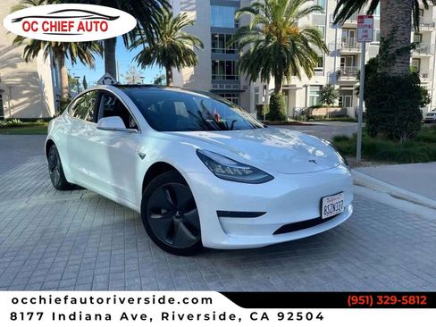 Used 2020 Tesla Model 3 Standard Range image 1