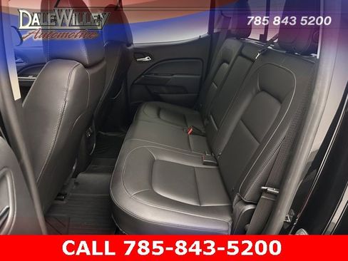 Used 2021 Chevrolet Colorado Z71 w/ Z71 Midnight Edition image 18