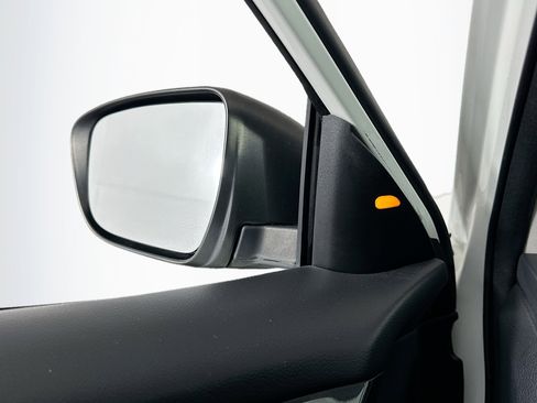 Used 2017 Nissan Rogue S image 16