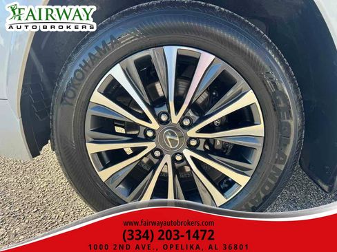 Used 2024 Lexus LX 600 4WD w/ Interior Upgrade Package image 34