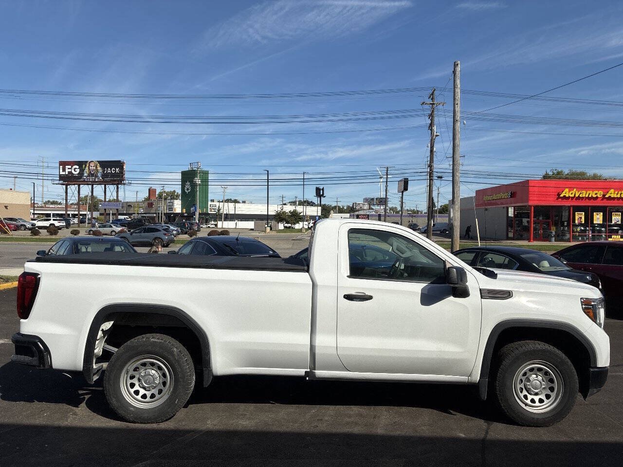 Used 2019 GMC Sierra 1500 2WD Regular Cab w/ Trailering Package image 2