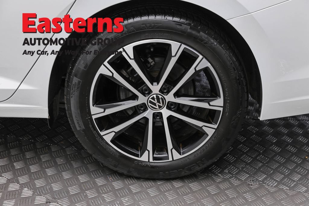 Used 2025 Volkswagen Jetta Sport FWD image 10
