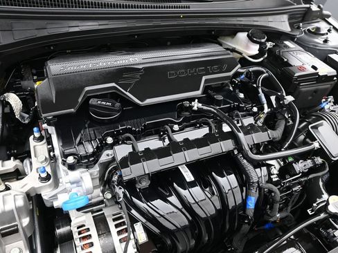 Certified 2026 Hyundai Elantra Sport w/ Cargo Package image 37