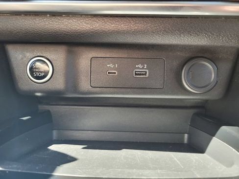Certified 2023 Nissan Rogue SV FWD image 25