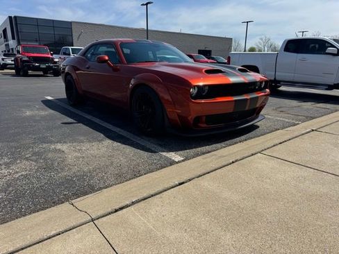 Used 2021 Dodge Challenger SRT Hellcat RWD image 3