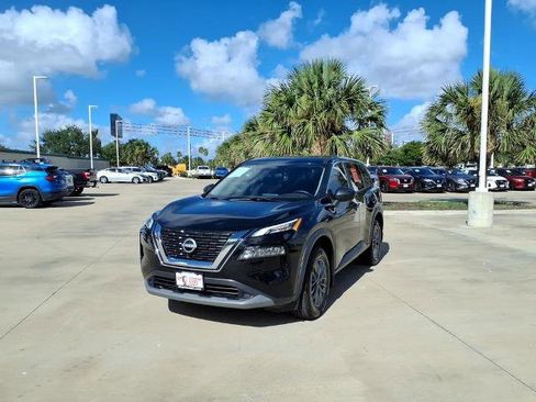 Certified 2023 Nissan Rogue S AWD/4WD image 1