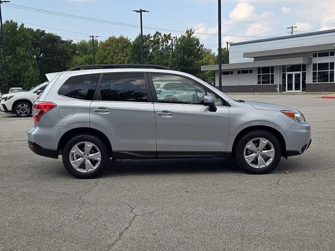 Used 2015 Subaru Forester 2.5i Limited AWD/4WD image 7