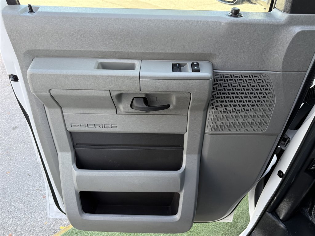 Used 2023 Ford E-350 and Econoline 350 Super Duty w/ Power Windows & Locks Group RWD image 30