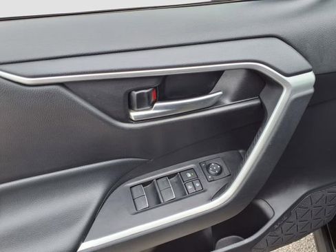 Used 2023 Toyota RAV4 XLE image 15