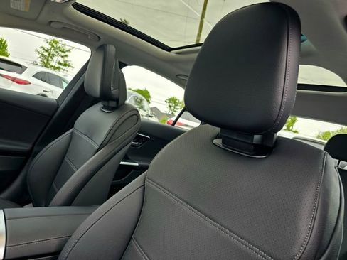 New 2026 Mercedes-Benz C 300 4MATIC Sedan image 18