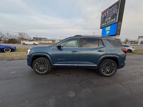 Used 2026 GMC Terrain Denali w/ LPO, Floor Liner Package image 6
