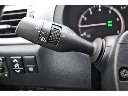 Used 2023 Lexus GX 460 Premium image 16