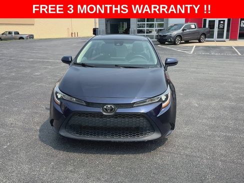 Used 2022 Toyota Corolla LE FWD image 3