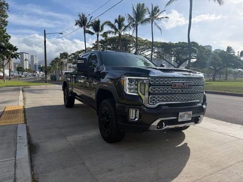 Used 2022 GMC Sierra 2500 Denali w/ Technology Package image 2