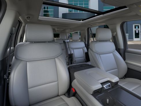 New 2026 Ford Expedition Max Active AWD/4WD image 10