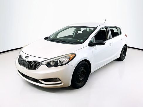 Used 2016 Kia Forte LX image 3