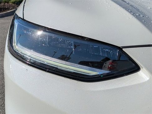 Used 2023 Honda HR-V EX-L image 10