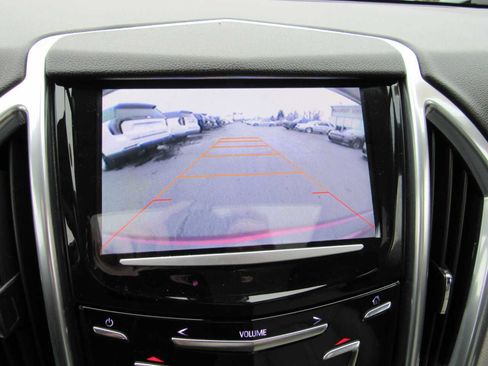 Used 2014 Cadillac SRX Luxury image 18