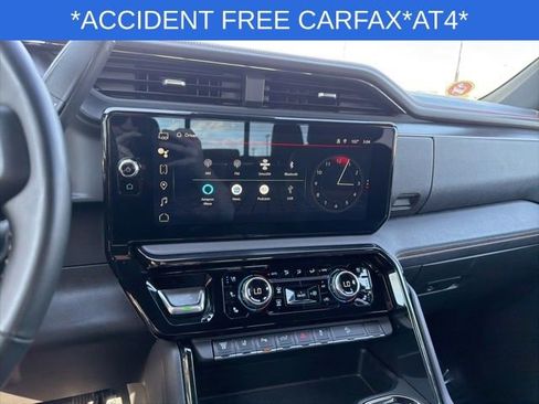 Used 2024 GMC Sierra 2500 AT4 w/ AT4 Preferred Package image 31