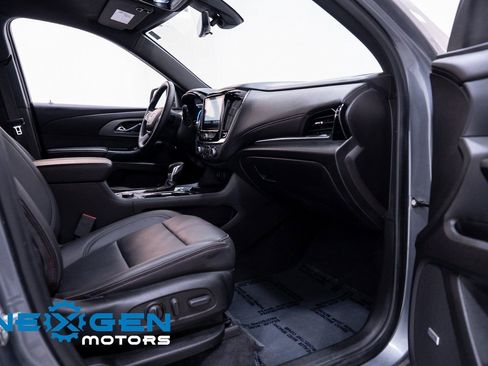 Used 2023 Chevrolet Traverse RS w/ LPO, Floor Liner Package AWD/4WD image 53