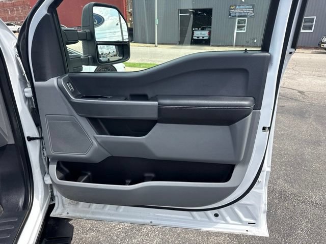 Used 2023 Ford F350 XLT AWD/4WD image 39