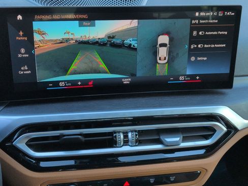 Certified 2024 BMW 330i Sedan w/ M Sport Package image 25