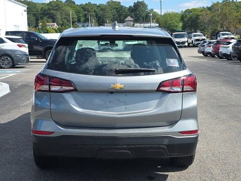 Used 2024 Chevrolet Equinox LS FWD image 3