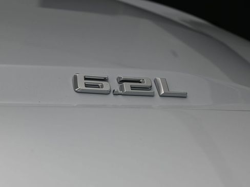 Used 2026 Chevrolet Silverado 1500 High Country w/ Technology Package image 59