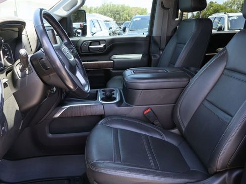 Used 2022 GMC Sierra 2500 Denali w/ Denali Black Diamond Edition AWD/4WD image 24