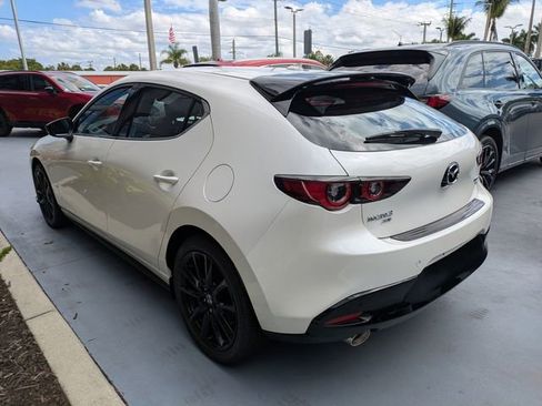 New 2026 MAZDA MAZDA3 Hatchback w/Premium Plus Pkg image 6
