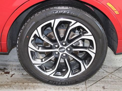 Used 2024 Lincoln Nautilus Reserve image 18