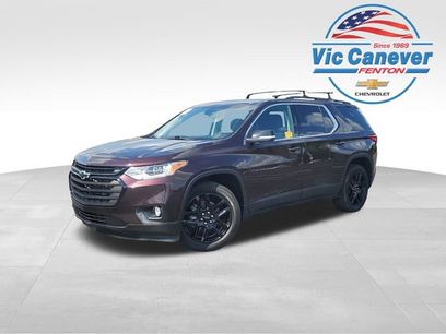 Certified 2021 Chevrolet Traverse LT w/ LPO, Blackout Package